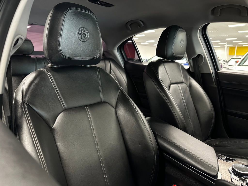 Used 2018 Alfa Romeo Giulia Ti w/ TI Leather Package image 28