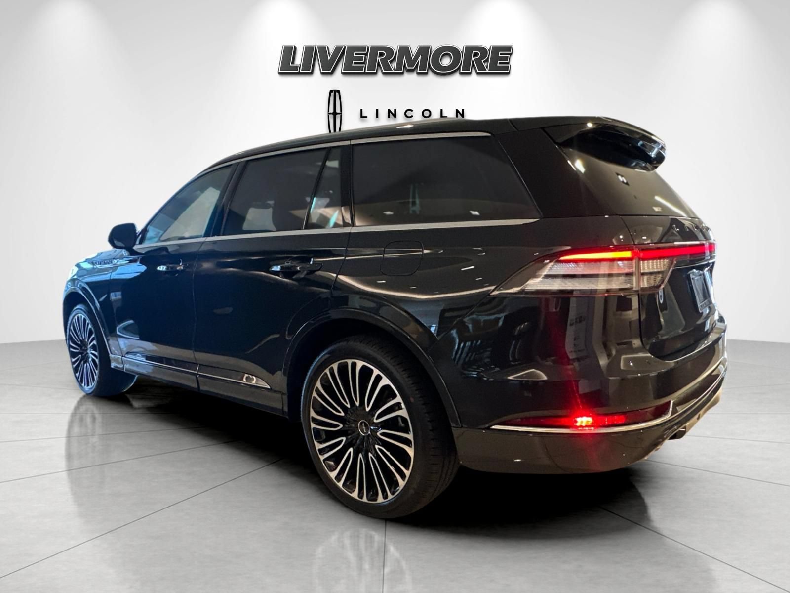 New 2026 Lincoln Aviator Black Label AWD/4WD image 5