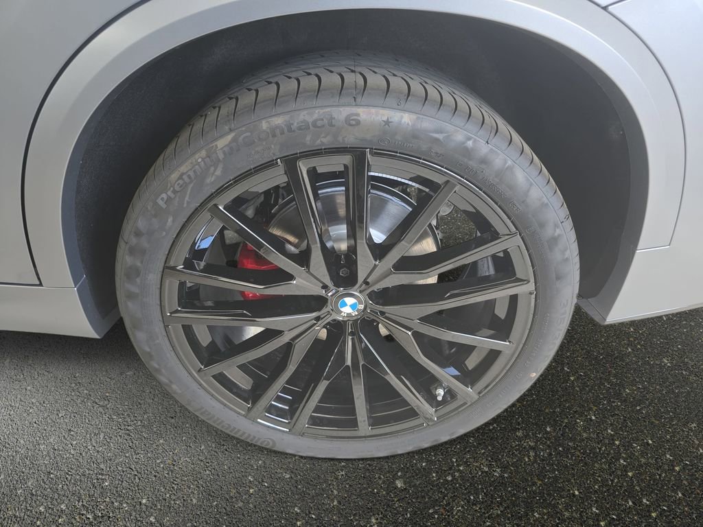 New 2026 BMW X5 sDrive40i w/ Executive Package RWD image 17