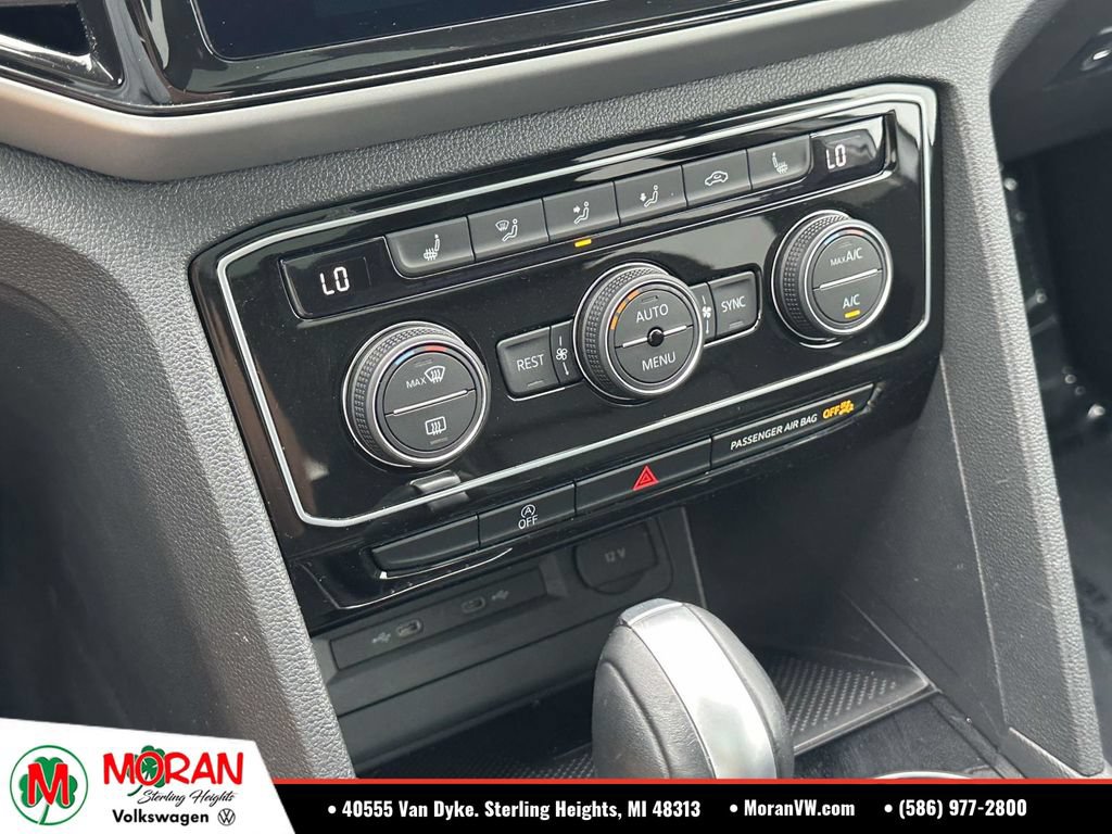 Used 2023 Volkswagen Atlas SEL AWD/4WD image 30