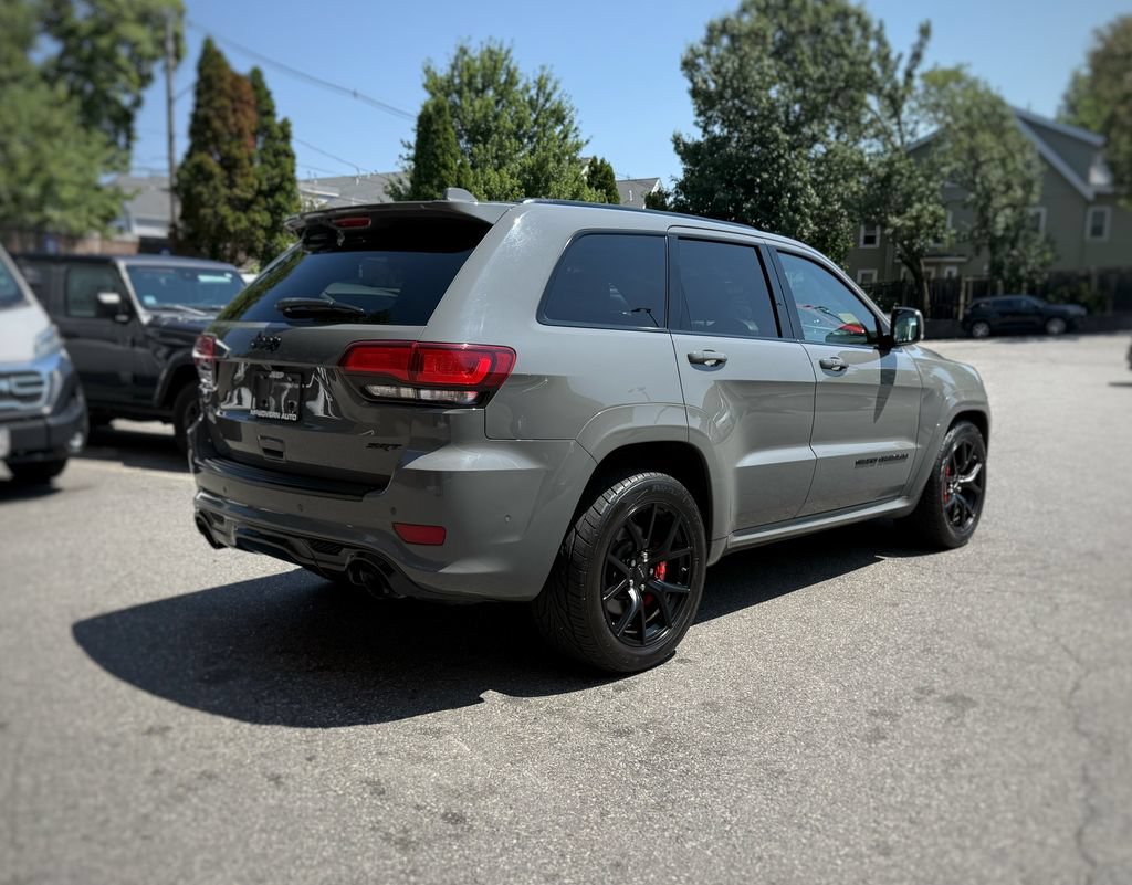 Used 2021 Jeep Grand Cherokee SRT AWD/4WD image 8