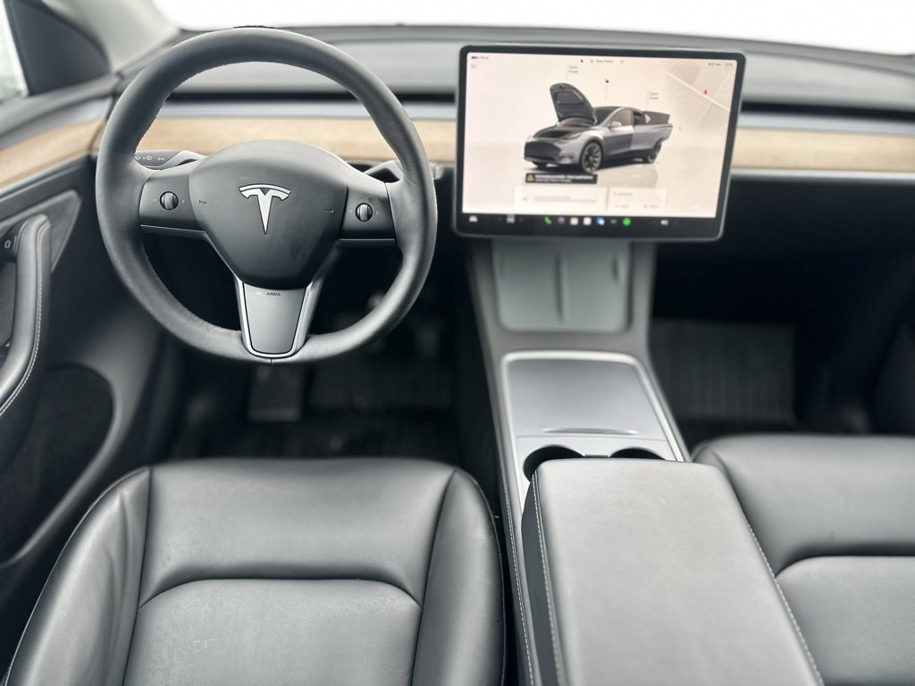 Used 2023 Tesla Model Y Long Range image 12