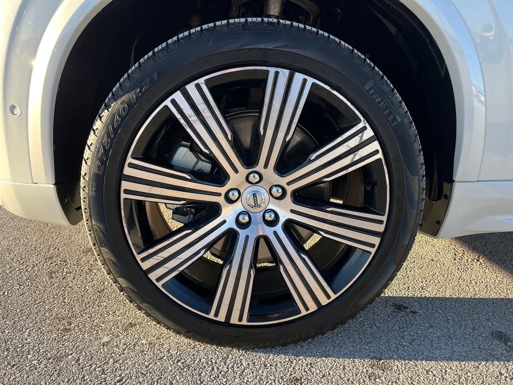 Used 2025 Volvo XC90 T8 Ultra w/ Protection Package Premier image 40