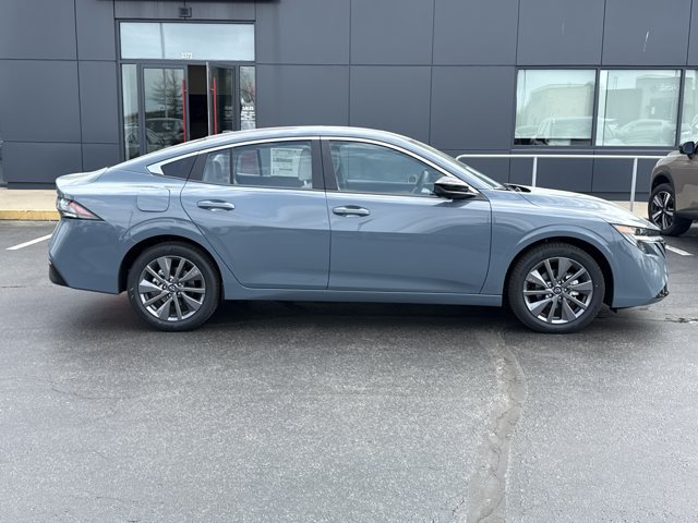 New 2026 Nissan Sentra SL w/ Floor Mat Package FWD image 2