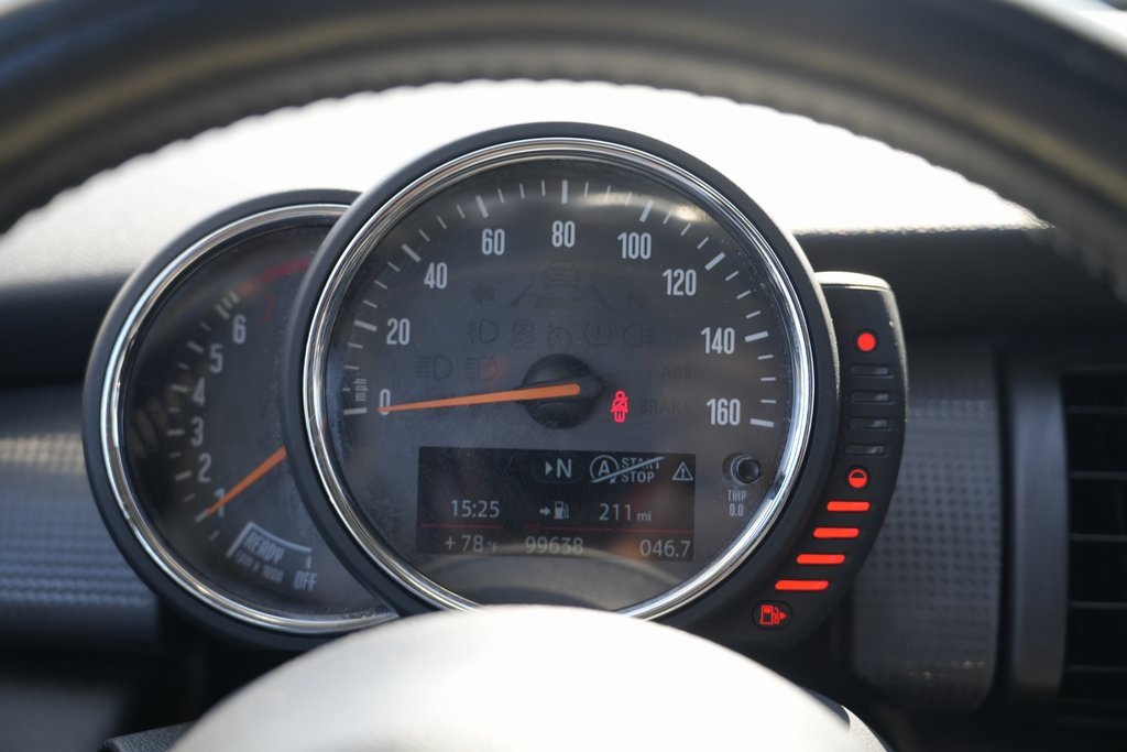 Used 2014 MINI Cooper 2-Door Hardtop image 38