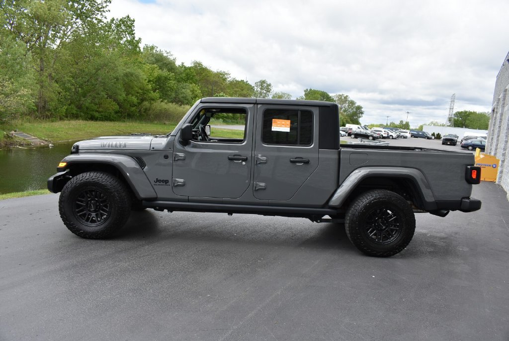 Used 2021 Jeep Gladiator Sport AWD/4WD image 10