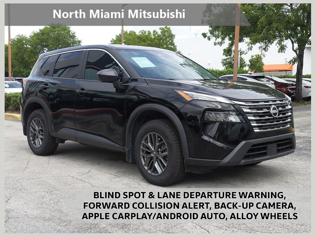 Used 2024 Nissan Rogue S FWD image 1