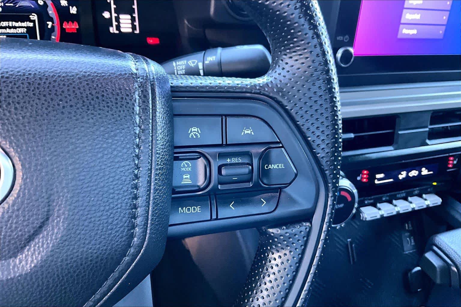 Certified 2024 Toyota Tacoma SR5 AWD/4WD image 23