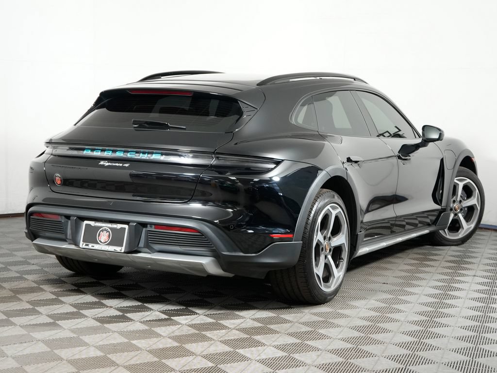 Certified 2024 Porsche Taycan 4 Cross Turismo AWD/4WD image 7