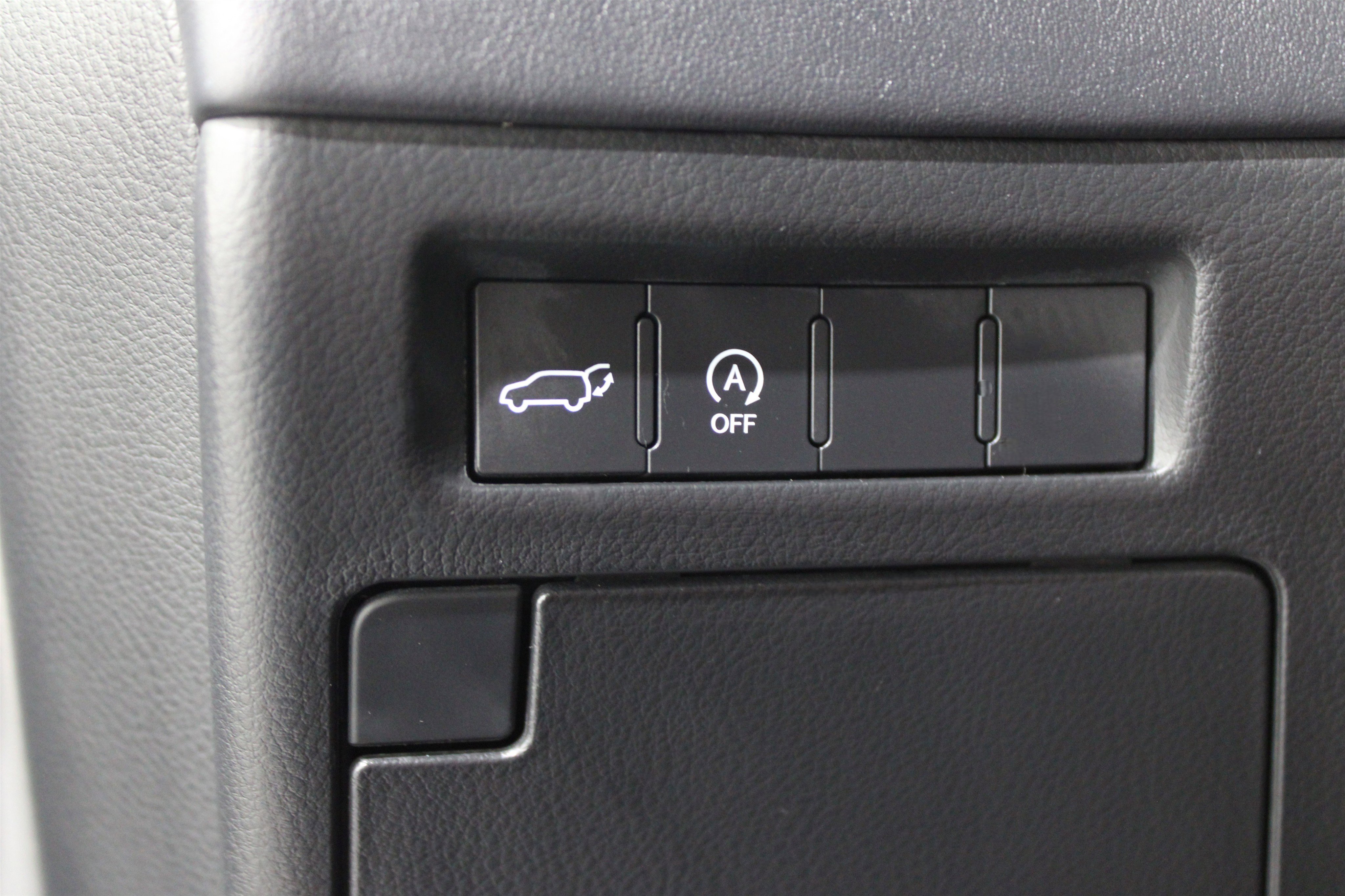 Used 2024 Lexus LX 600 F Sport image 9