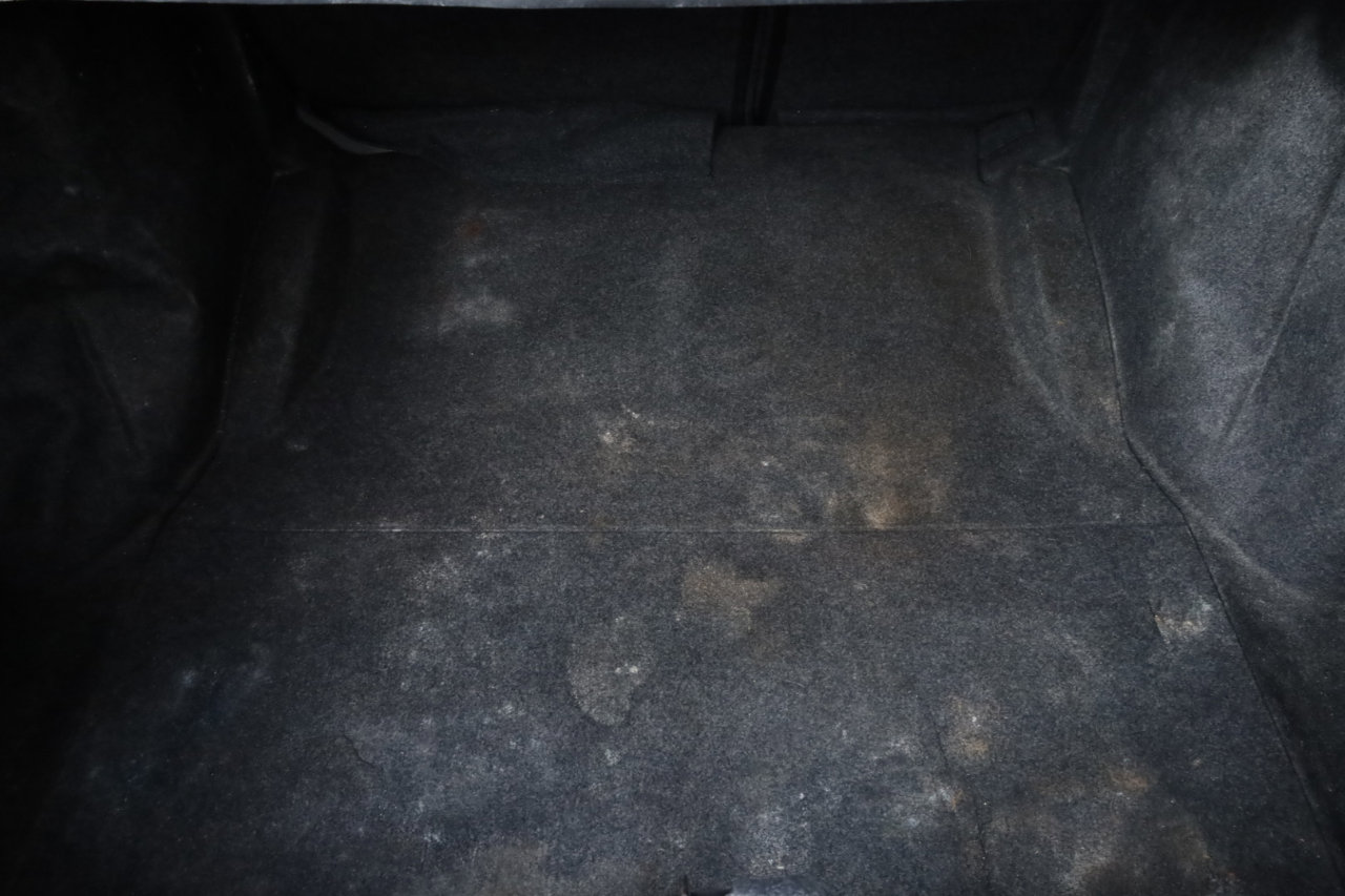 Used 2016 Dodge Challenger SRT w/ Technology Group image 17