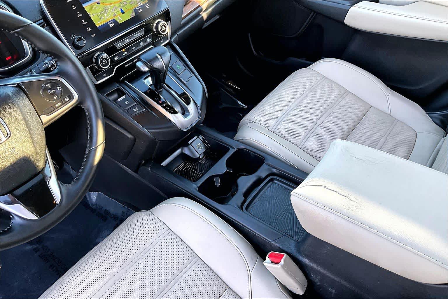 Used 2017 Honda CR-V Touring image 17