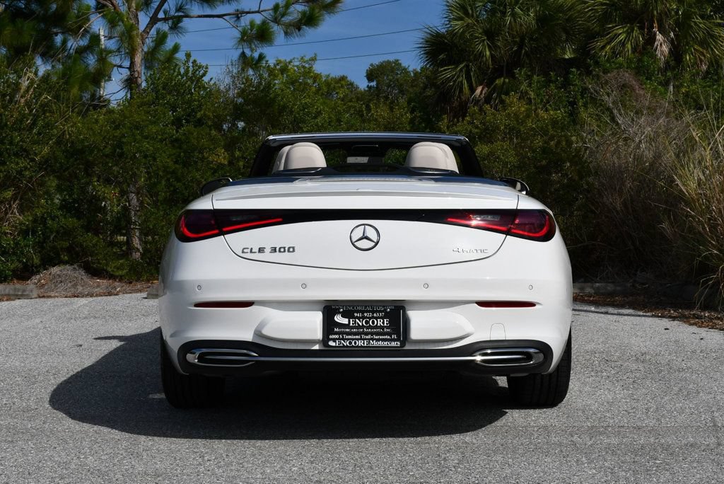 Used 2024 Mercedes-Benz CLE 300 4MATIC Cabriolet image 5