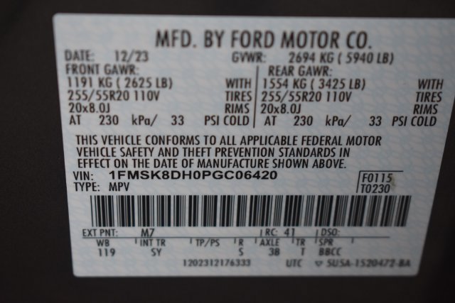 Used 2023 Ford Explorer XLT w/ Equipment Group 202A AWD/4WD image 41