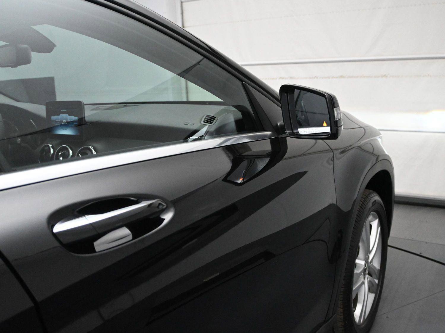 Used 2020 Mercedes-Benz GLA 250 4MATIC image 16