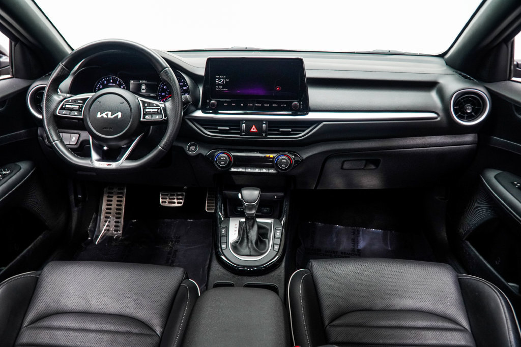 Used 2024 Kia Forte GT-Line w/ GT-Line Premium Package FWD image 6