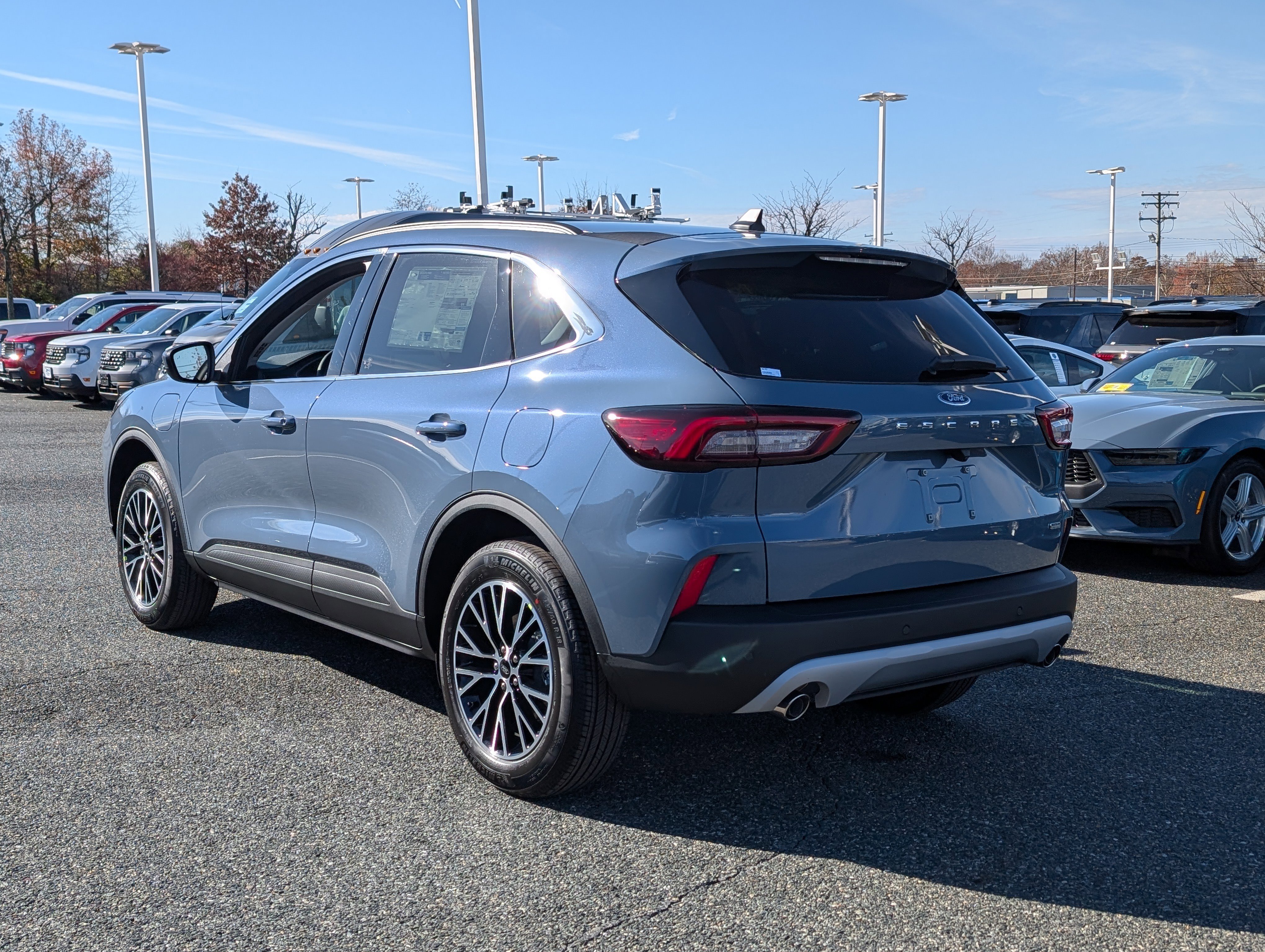 New 2026 Ford Escape SE image 3