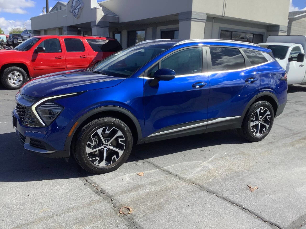 Used 2024 Kia Sportage EX image 19