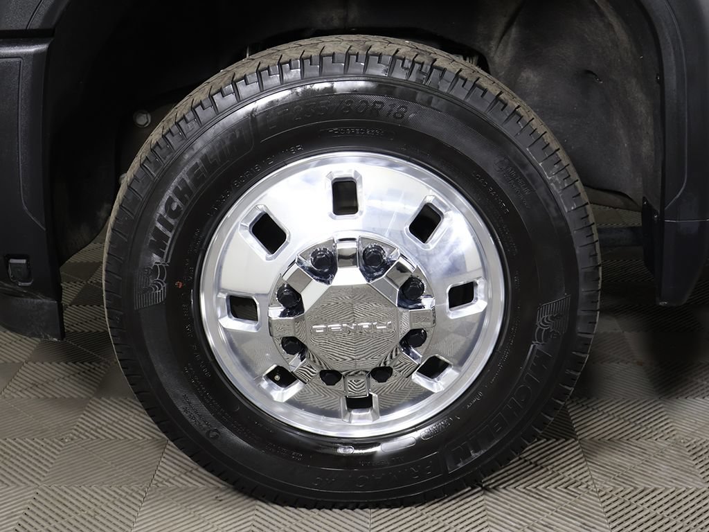 Used 2024 GMC Sierra 3500 Denali Ultimate AWD/4WD image 29