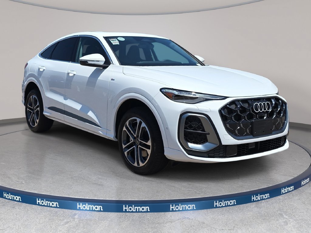 New 2026 Audi Q5 Premium Plus w/ Premium Plus AWD/4WD image 3