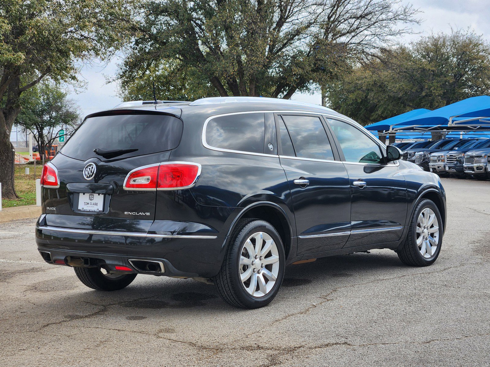 Used 2013 Buick Enclave Premium w/ LPO, Cargo Convenience Pkg image 5