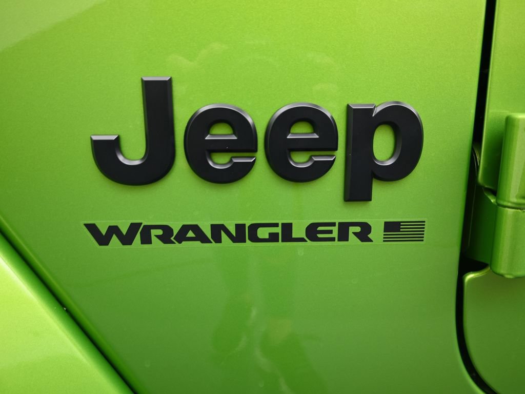 New 2026 Jeep Wrangler Unlimited Sahara AWD/4WD image 34