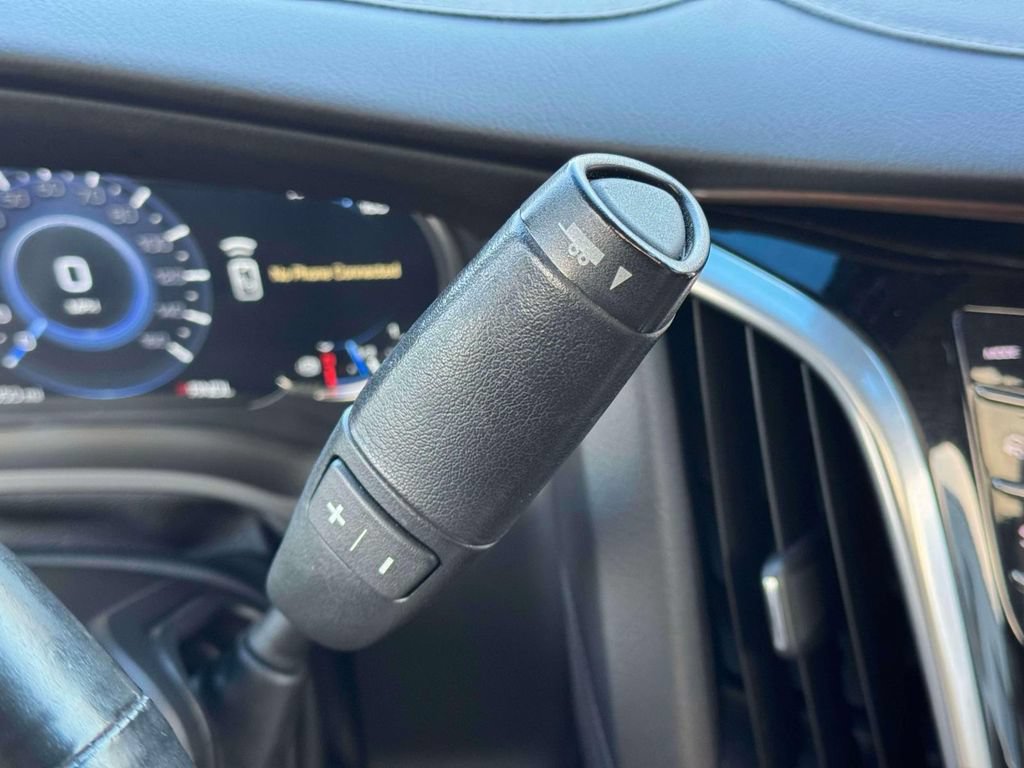 Used 2018 Cadillac Escalade Premium Luxury AWD/4WD image 27