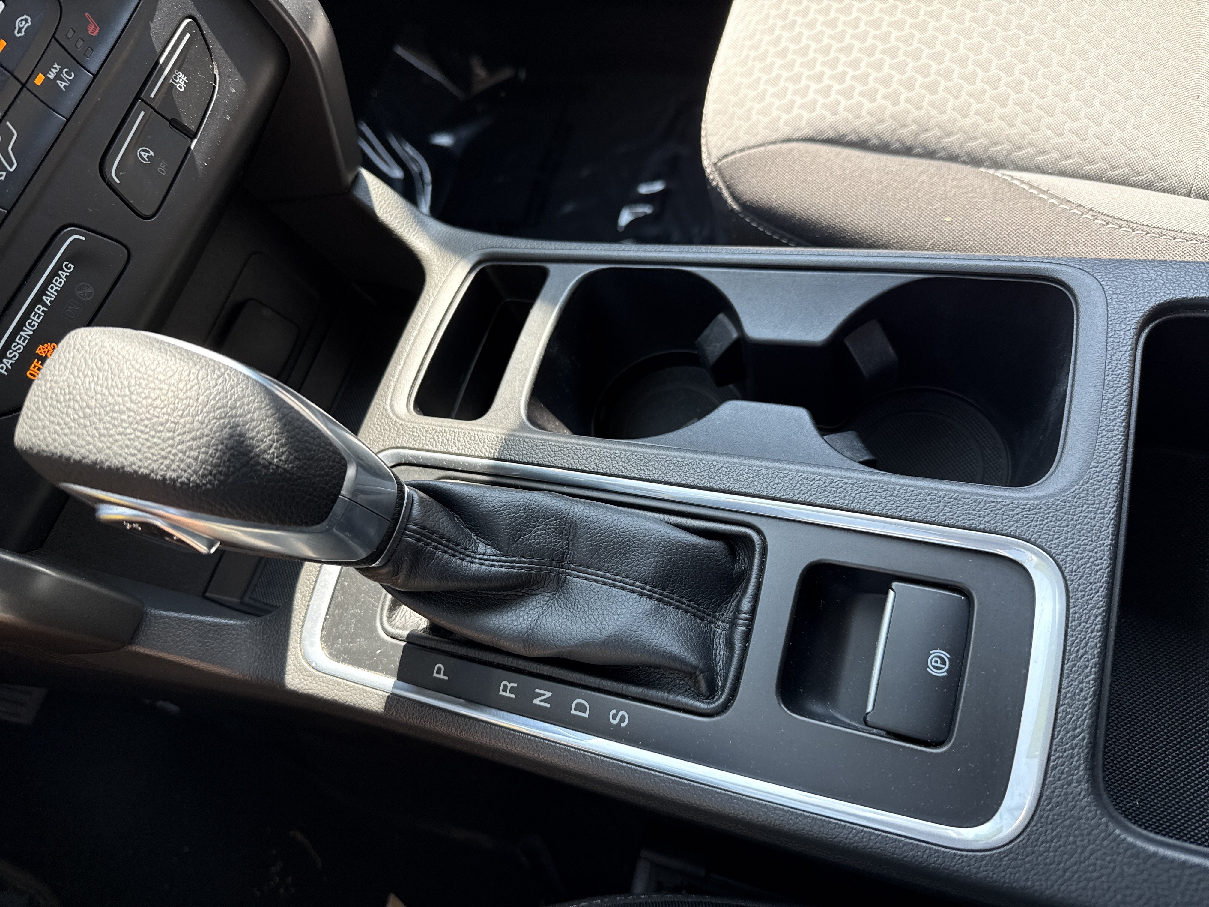 Used 2018 Ford Escape SE AWD/4WD image 23
