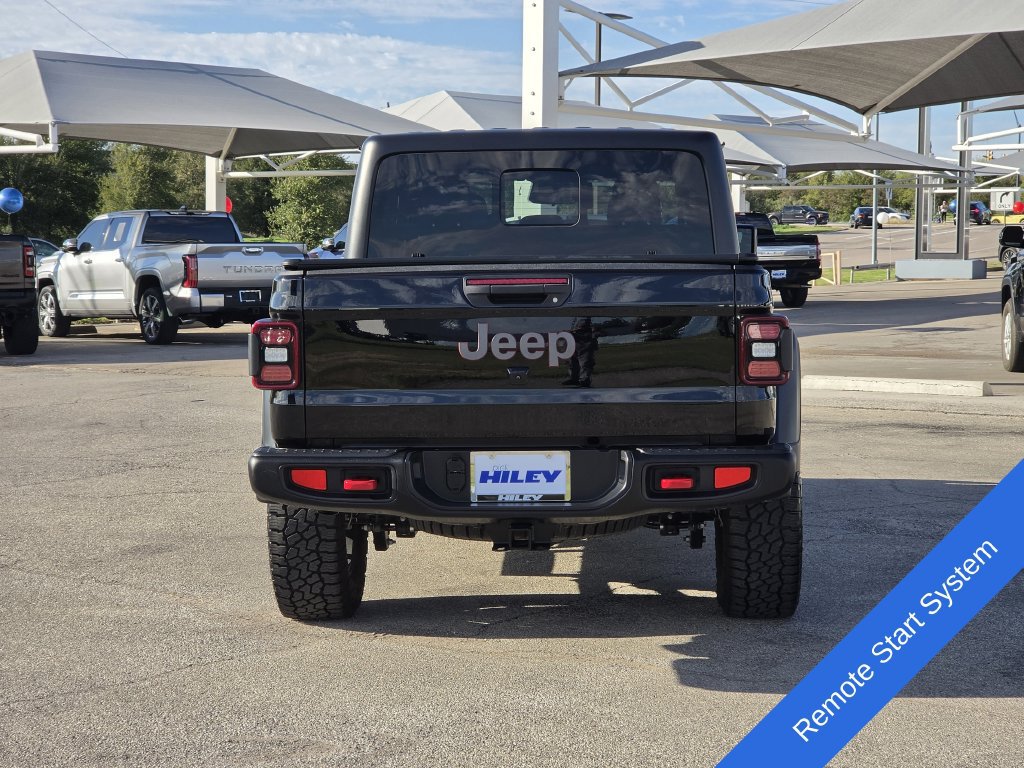Used 2026 Jeep Gladiator Rubicon w/ Steel Power Dome Hood Package AWD/4WD image 7