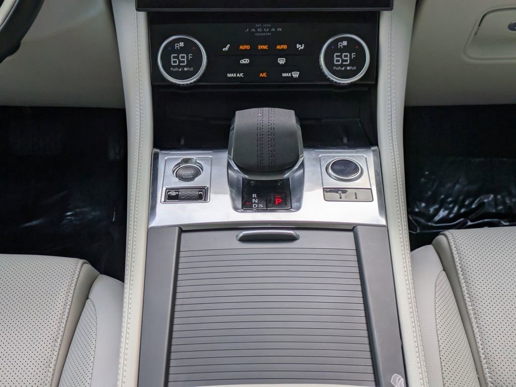 Used 2021 Jaguar F-PACE S image 21