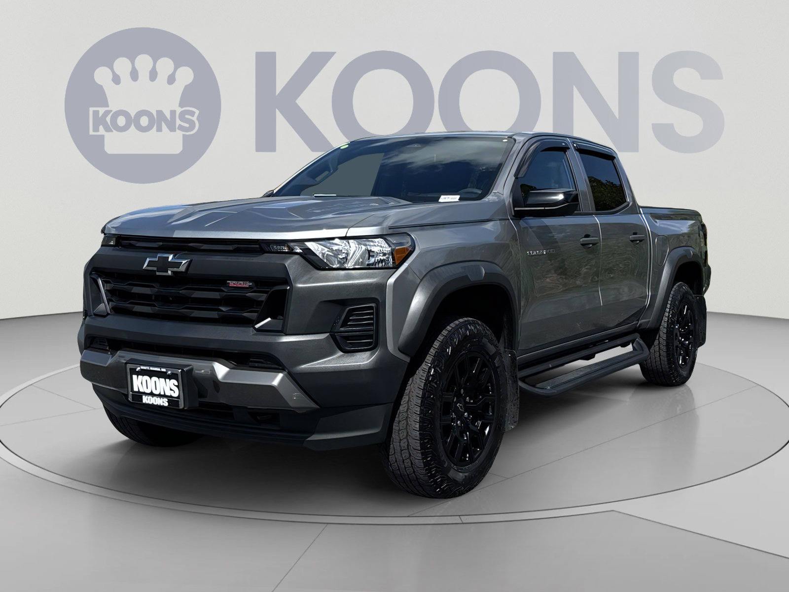 Used 2023 Chevrolet Colorado Trail Boss w/ Technology Package AWD/4WD image 1