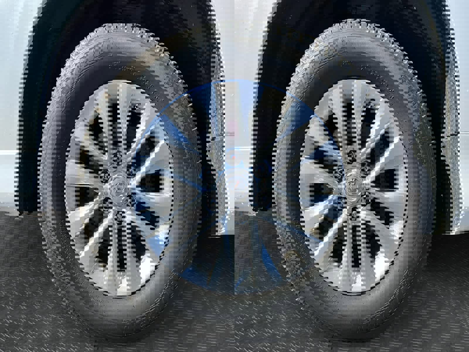 Used 2023 Lexus GX 460 Premium w/ Premium Package image 12