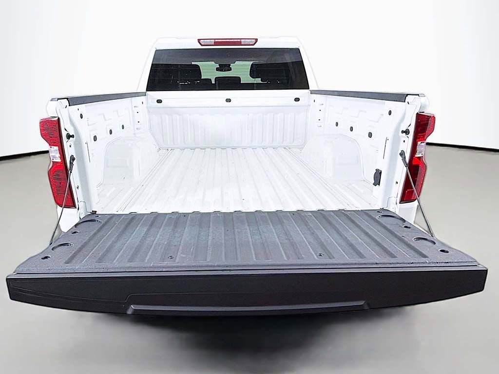 Used 2024 Chevrolet Silverado 1500 LT image 13