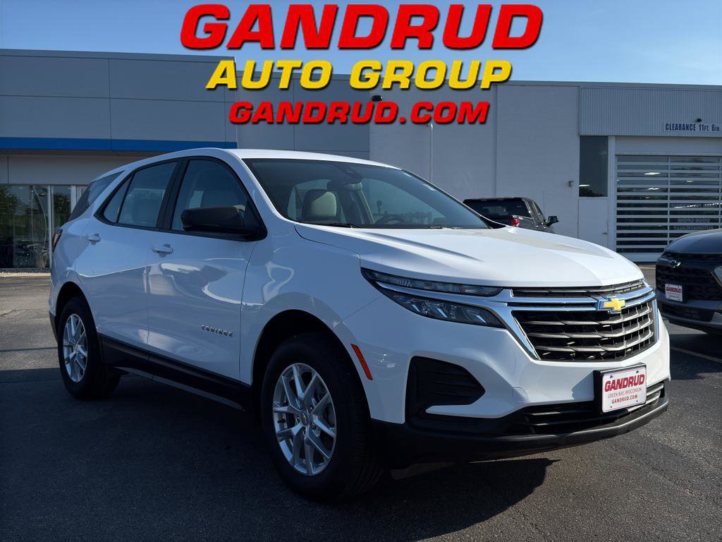 Certified 2024 Chevrolet Equinox LS w/ Driver Confidence II Package AWD/4WD image 1