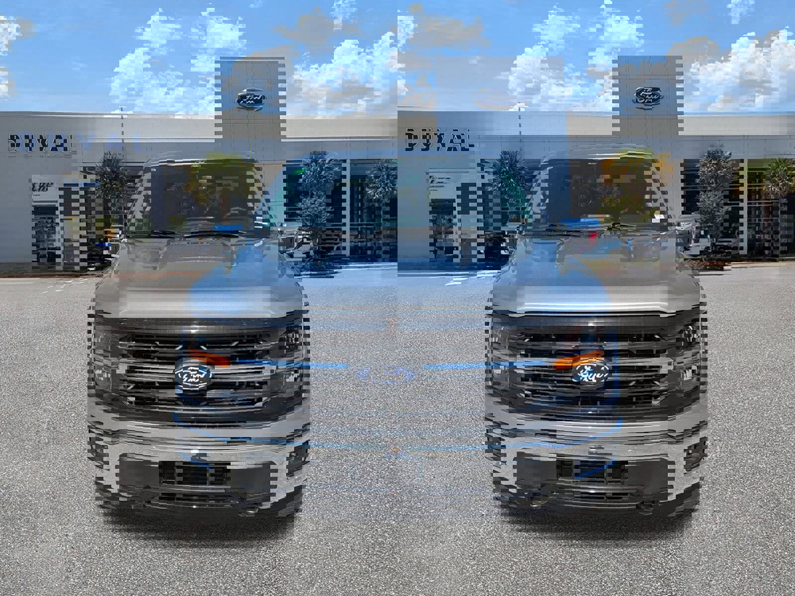 New 2025 Ford F150 XLT w/ Equipment Group 303A High image 42