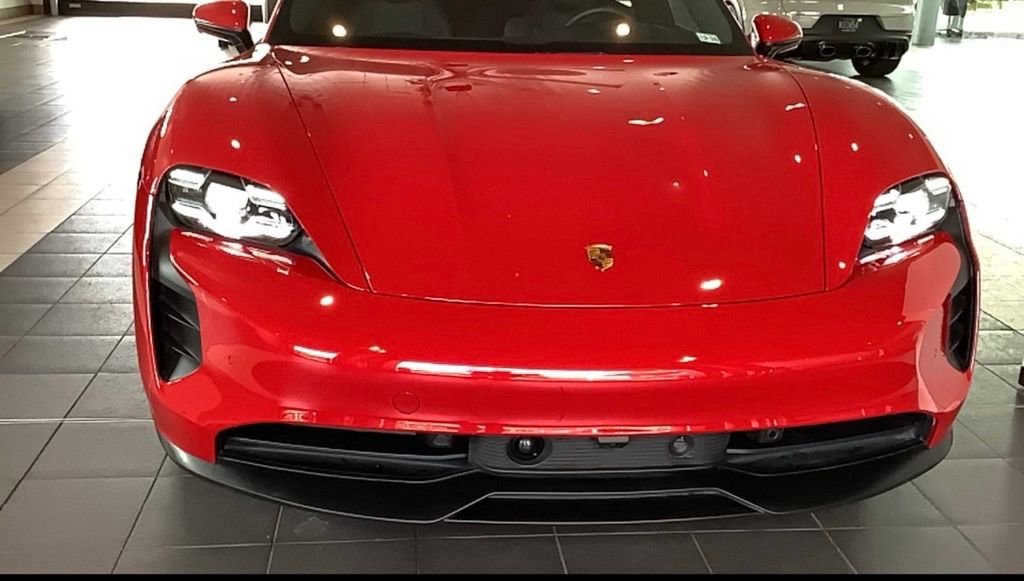 Certified 2023 Porsche Taycan GTS image 2