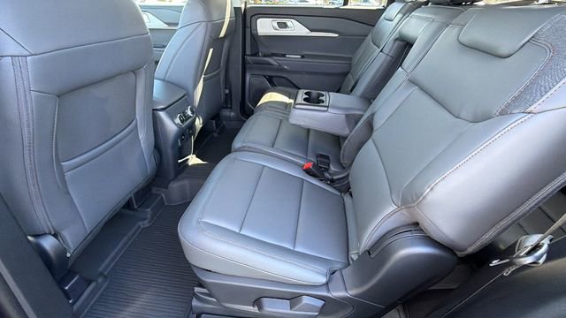New 2026 Ford Explorer Active w/ Active Comfort Package image 16