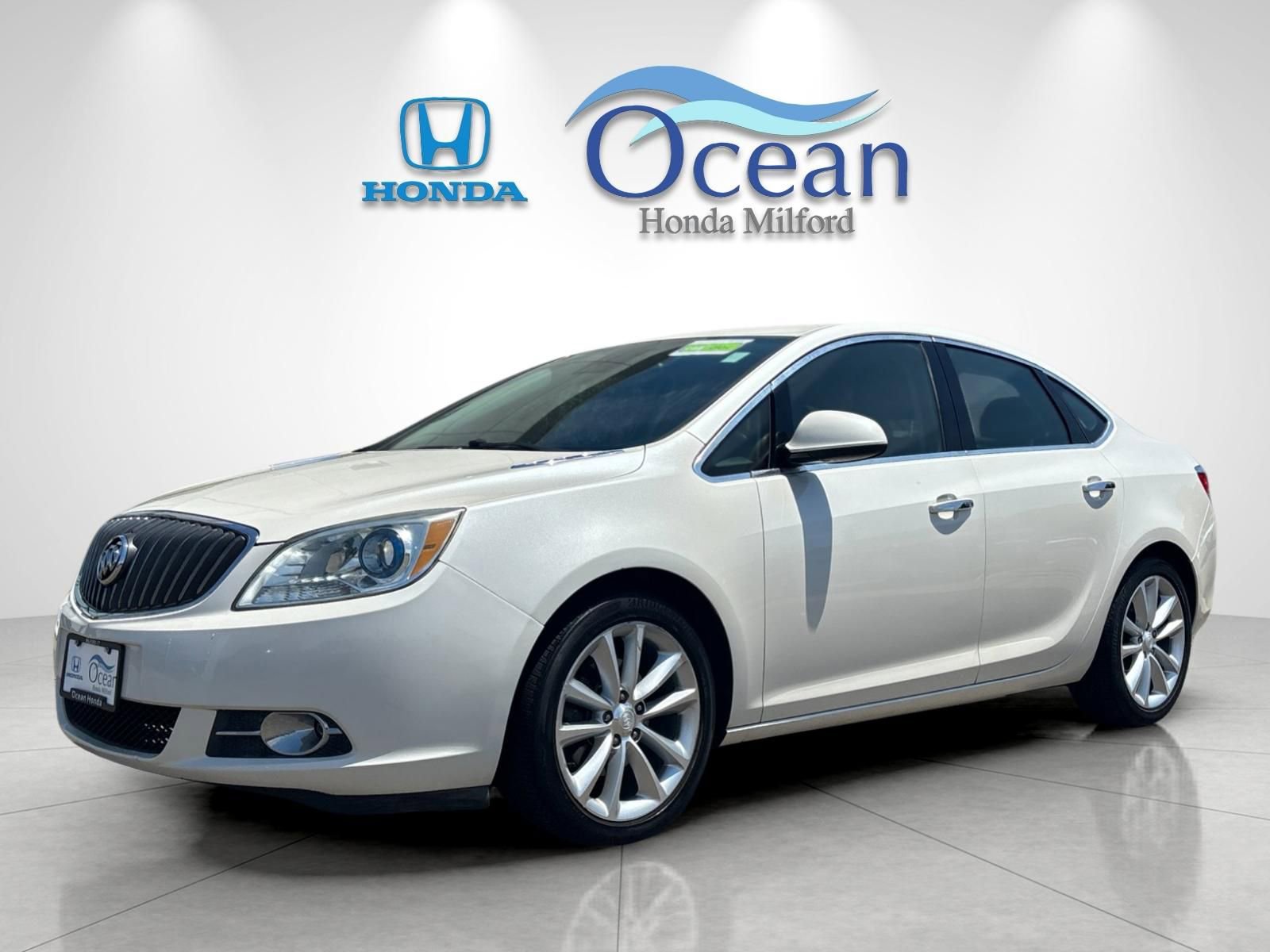 Used 2015 Buick Verano Premium FWD image 7