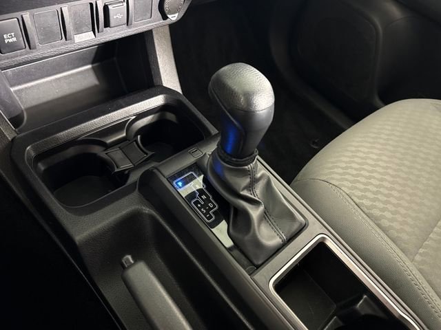 Used 2023 Toyota Tacoma SR AWD/4WD image 30