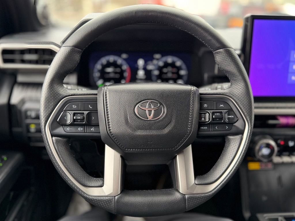 Used 2026 Toyota 4Runner Platinum image 12