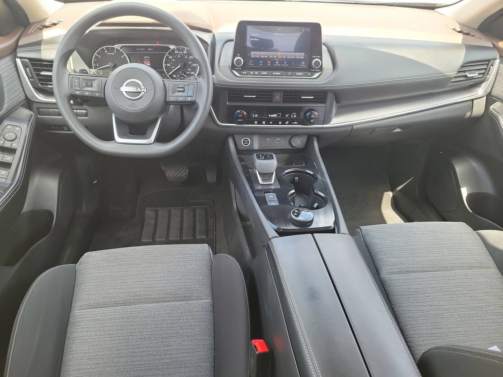 Used 2023 Nissan Rogue SV AWD/4WD image 8