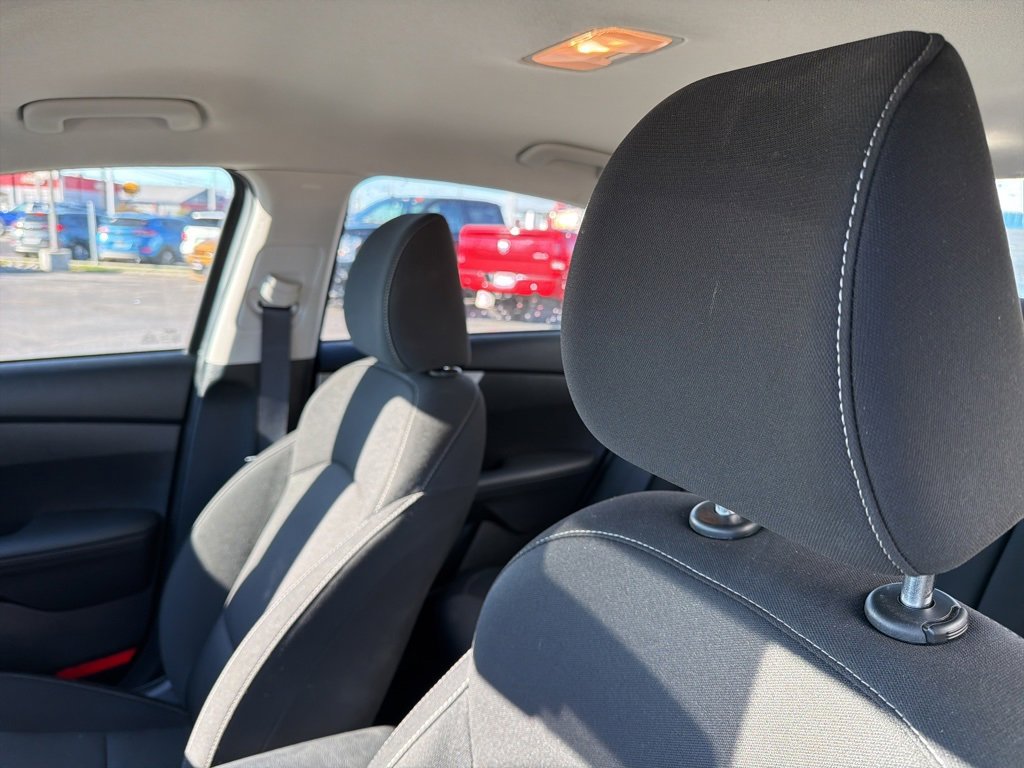 Used 2024 Kia Forte LXS image 11