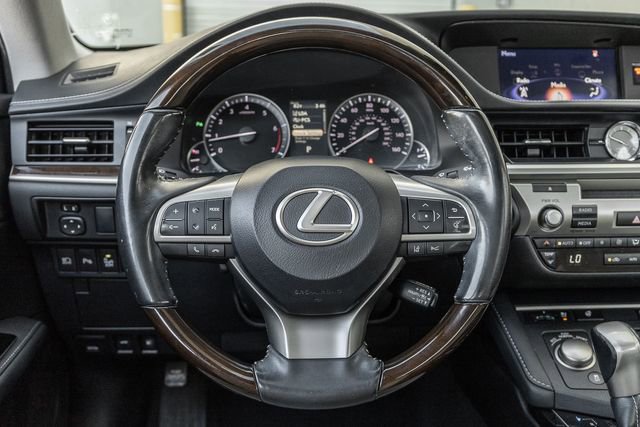 Used 2018 Lexus ES 350 w/ Premier Package image 8