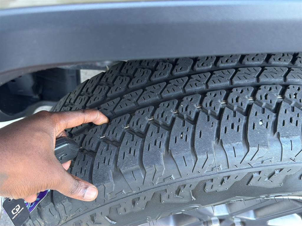 Used 2020 Jeep Gladiator Overland image 5