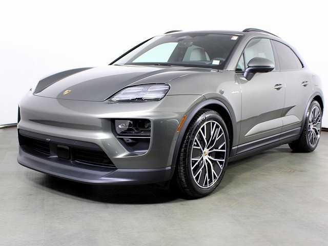 New 2025 Porsche Macan 4S Electric image 1