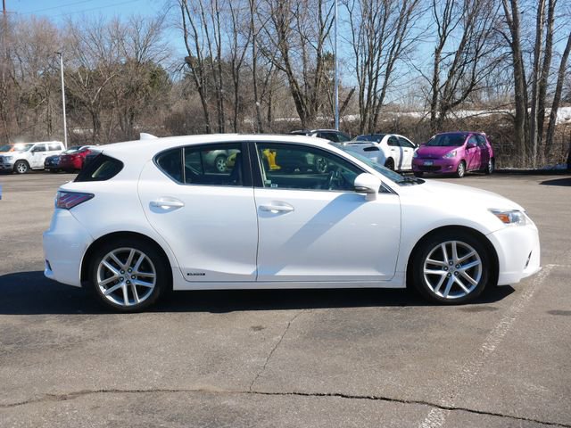 Used 2017 Lexus CT 200h w/ Seat Comfort Package image 8