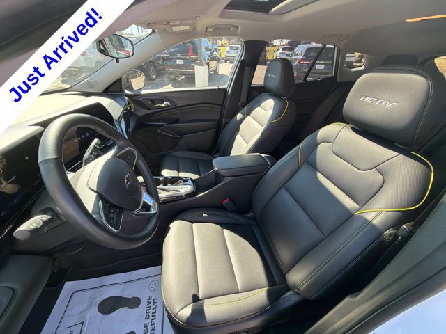 Used 2024 Chevrolet Trax ACTIV w/ Sunroof Package FWD image 42