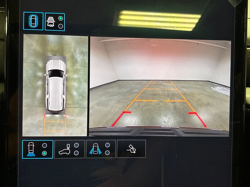 New 2026 GMC Yukon XL AT4 Ultimate w/ LPO, Floor Liner Package image 38