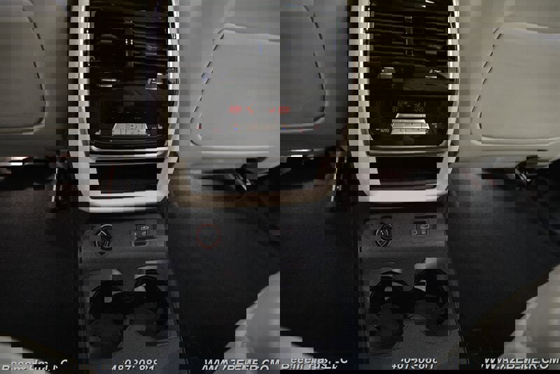 Used 2022 BMW ALPINA XB7 image 28