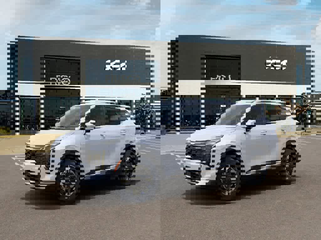 New 2026 Kia Sportage LX image 3